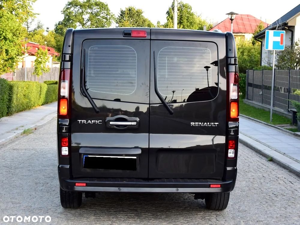 Renault Trafic - 23
