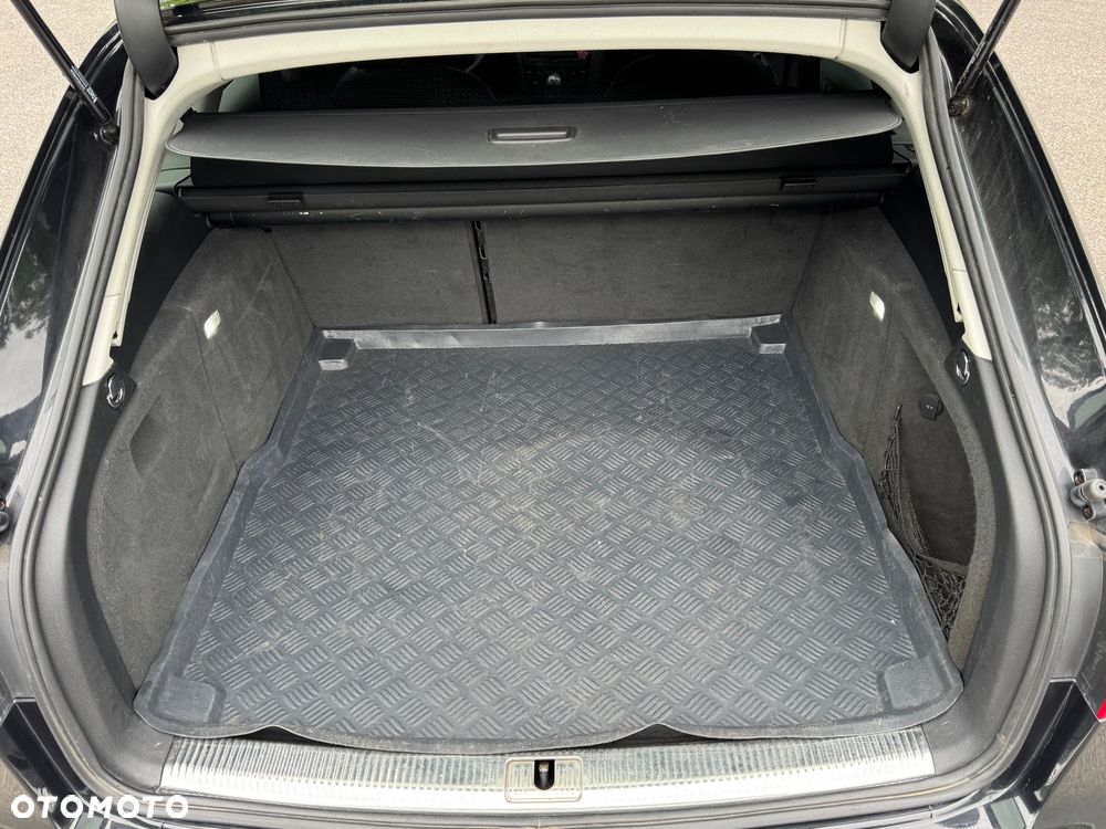 Audi A4 Avant 2.0 TDI e DPF Ambiente - 24