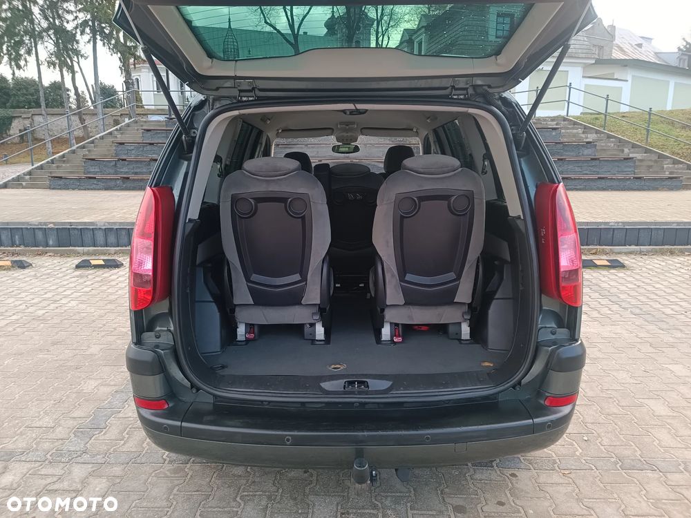 Peugeot 807 HDi 135 Premium - 18