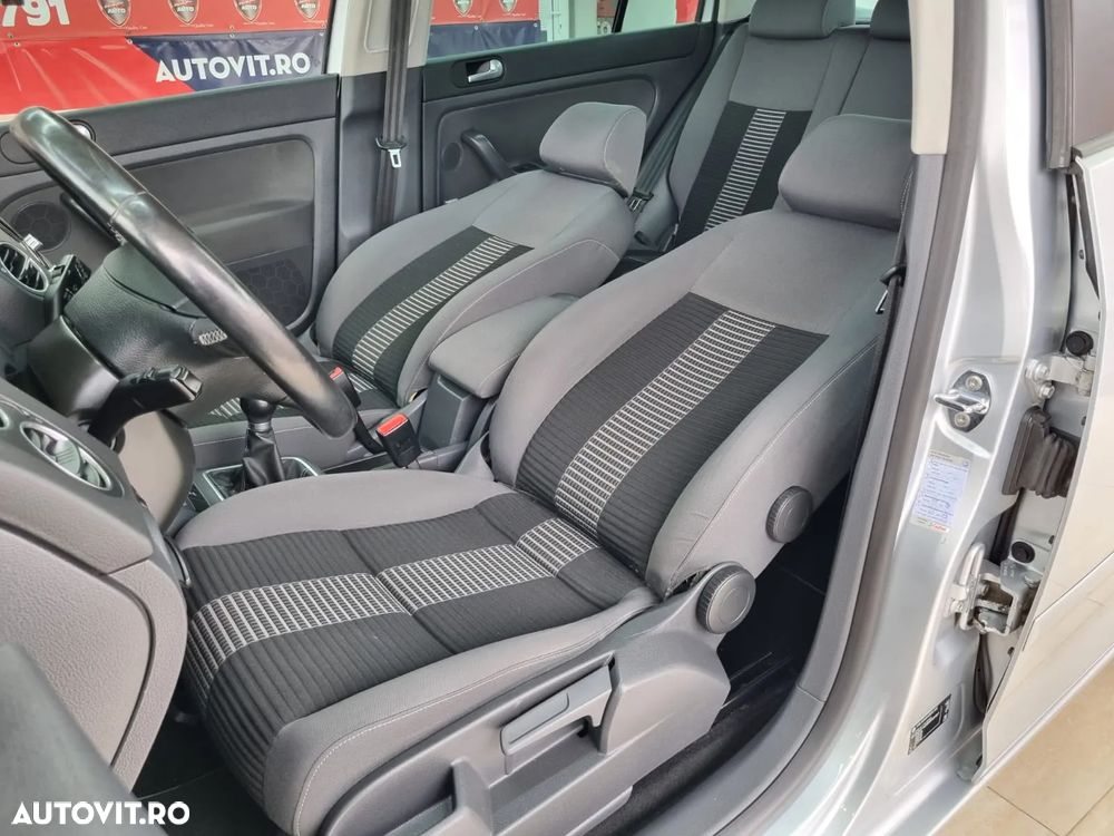 Volkswagen Golf Plus 1.9 TDI United - 17