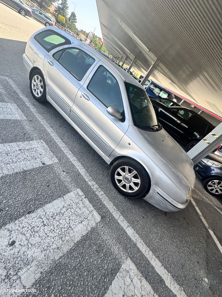 Lancia Lybra SW 1.9 JTD LX - 2