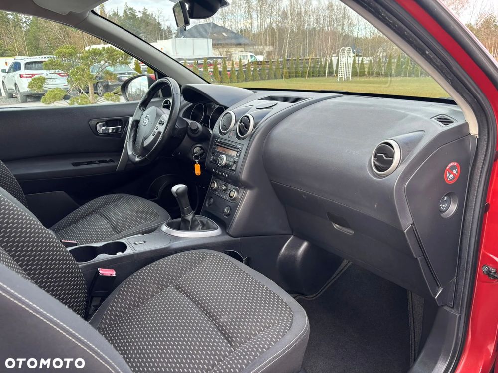 Nissan Qashqai 1.6 visia - 6