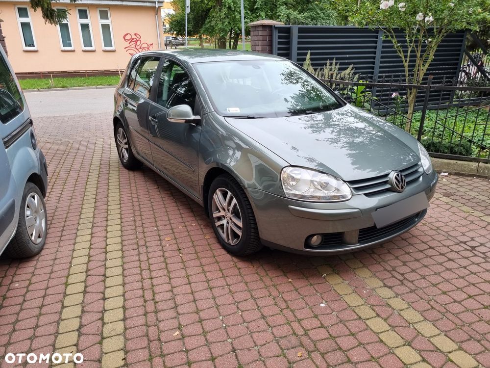 Volkswagen Golf - 17
