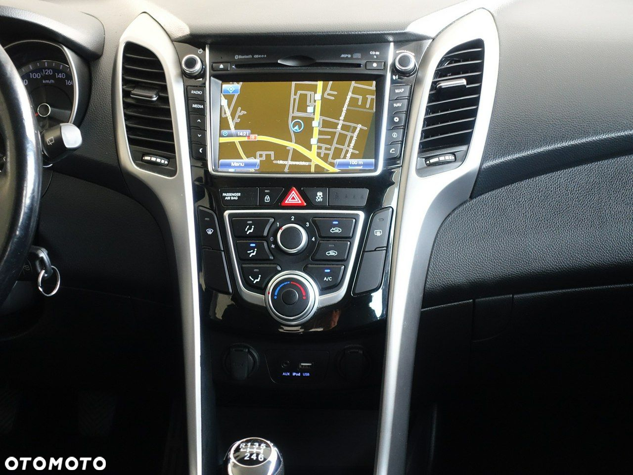Hyundai i30 blue 1.6 CRDi Trend - 20