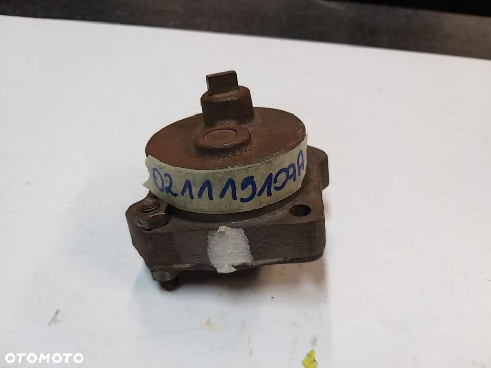 OBUDOWA POMPY pompa  OLEJU Porsche 911, 914 021115107A - 3