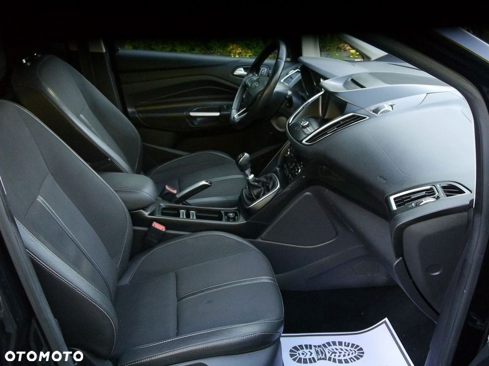 Ford C-MAX 2.0 TDCi Start-Stop-System Titanium - 33