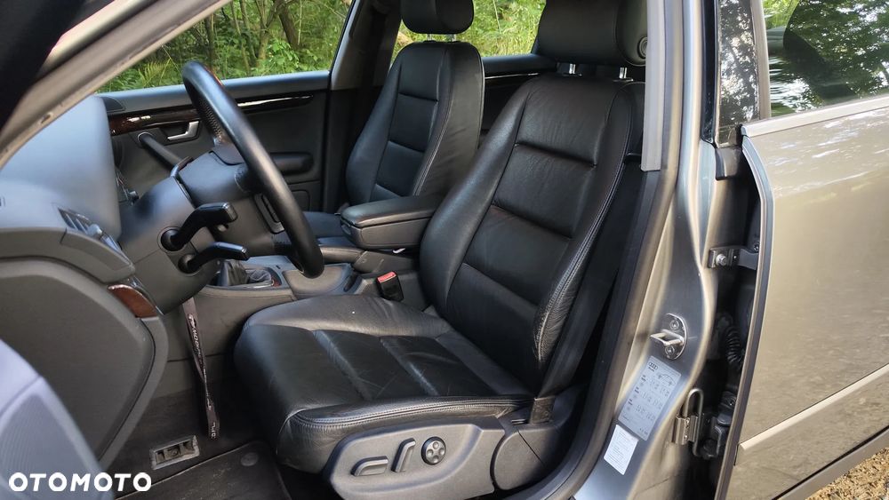 Audi A4 3.0 Quattro - 18