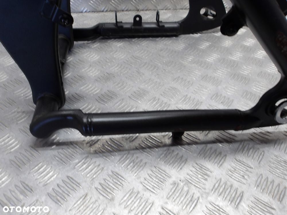 Wahacz koła tył KAWASAKI VN 2000 VULCAN 04-07r   PN. 33001-0032 - 11