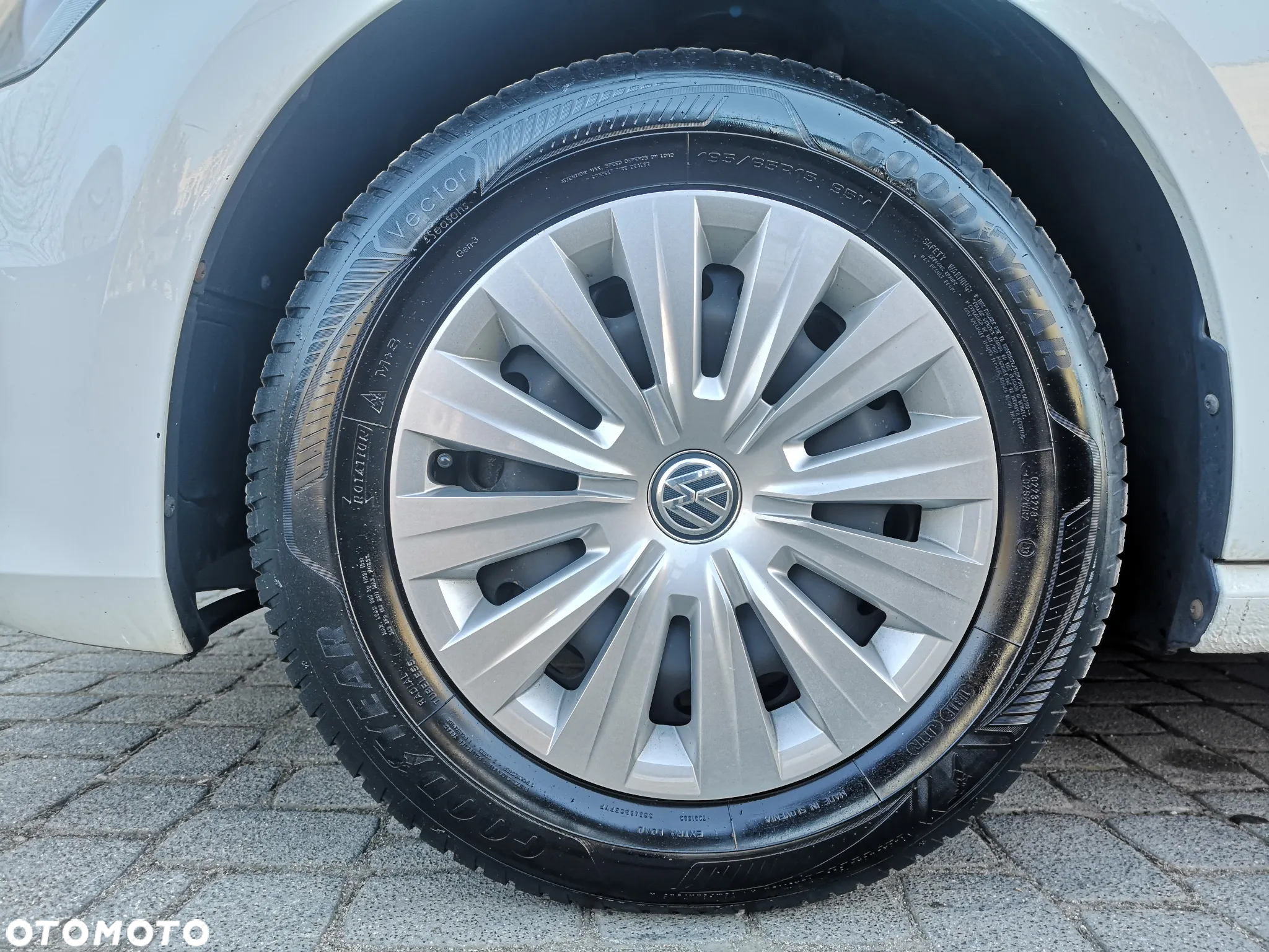 Volkswagen Golf 1.2 TSI BlueMotion Technology Trendline - 36