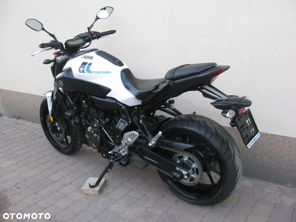 Yamaha MT - 3