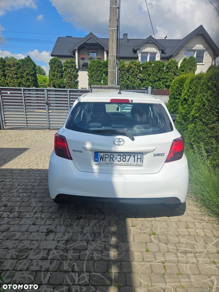 Toyota Yaris 1.0 Active EU6 - 4