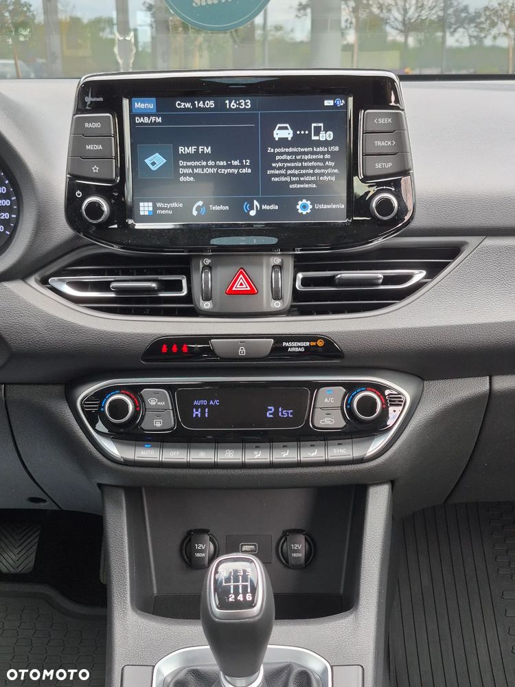 Hyundai i30 1.5 DPI Comfort - 14