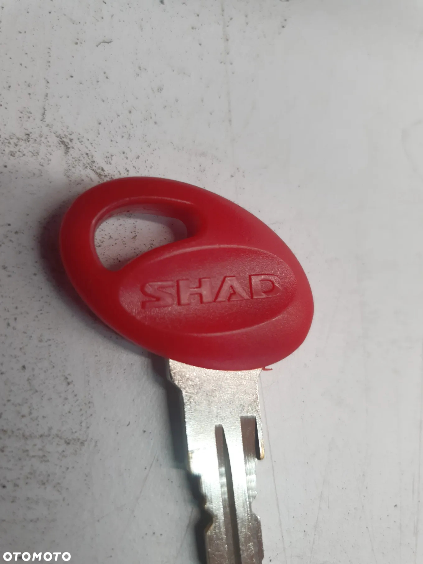 } PIAGGIO MP3 300 Kufer Schowek Pojemnik Bagażnik SHAD - 6