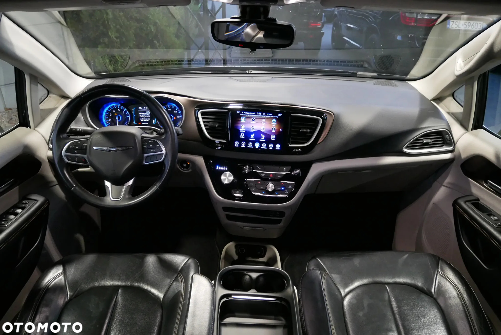 Chrysler Pacifica - 14