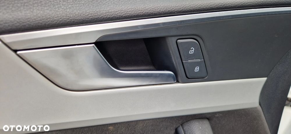 Audi A4 Avant 2.0 TDI S tronic - 21