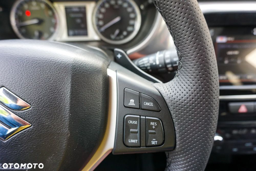 Suzuki Vitara 1.6 (4x4) Allgrip Automatik Comfort+ - 30