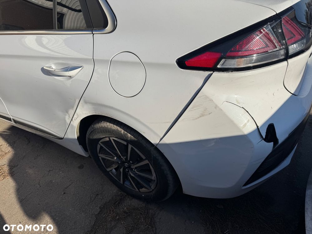 Hyundai IONIQ Premium - 25