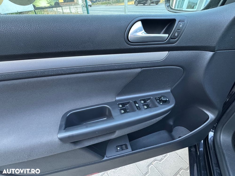 Volkswagen Golf 1.4 Comfortline - 17