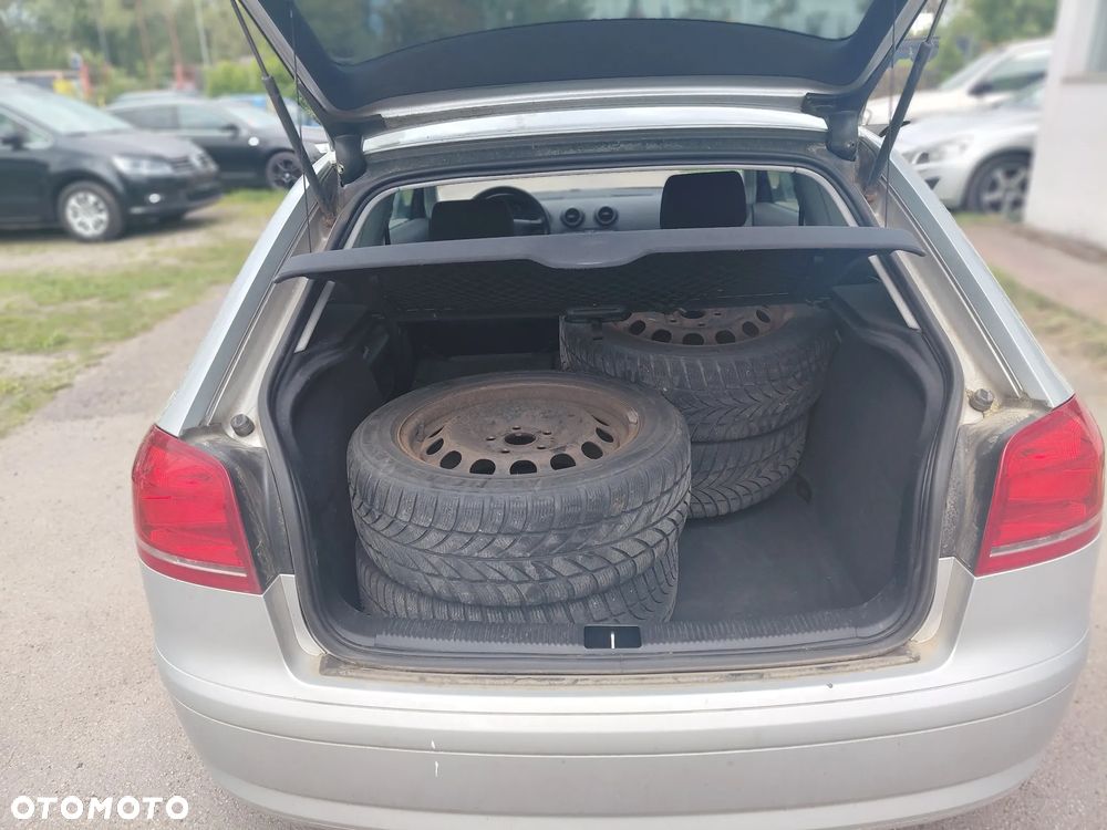 Audi A3 3-drzwiowe 2.0 TDI DPF Ambiente - 18