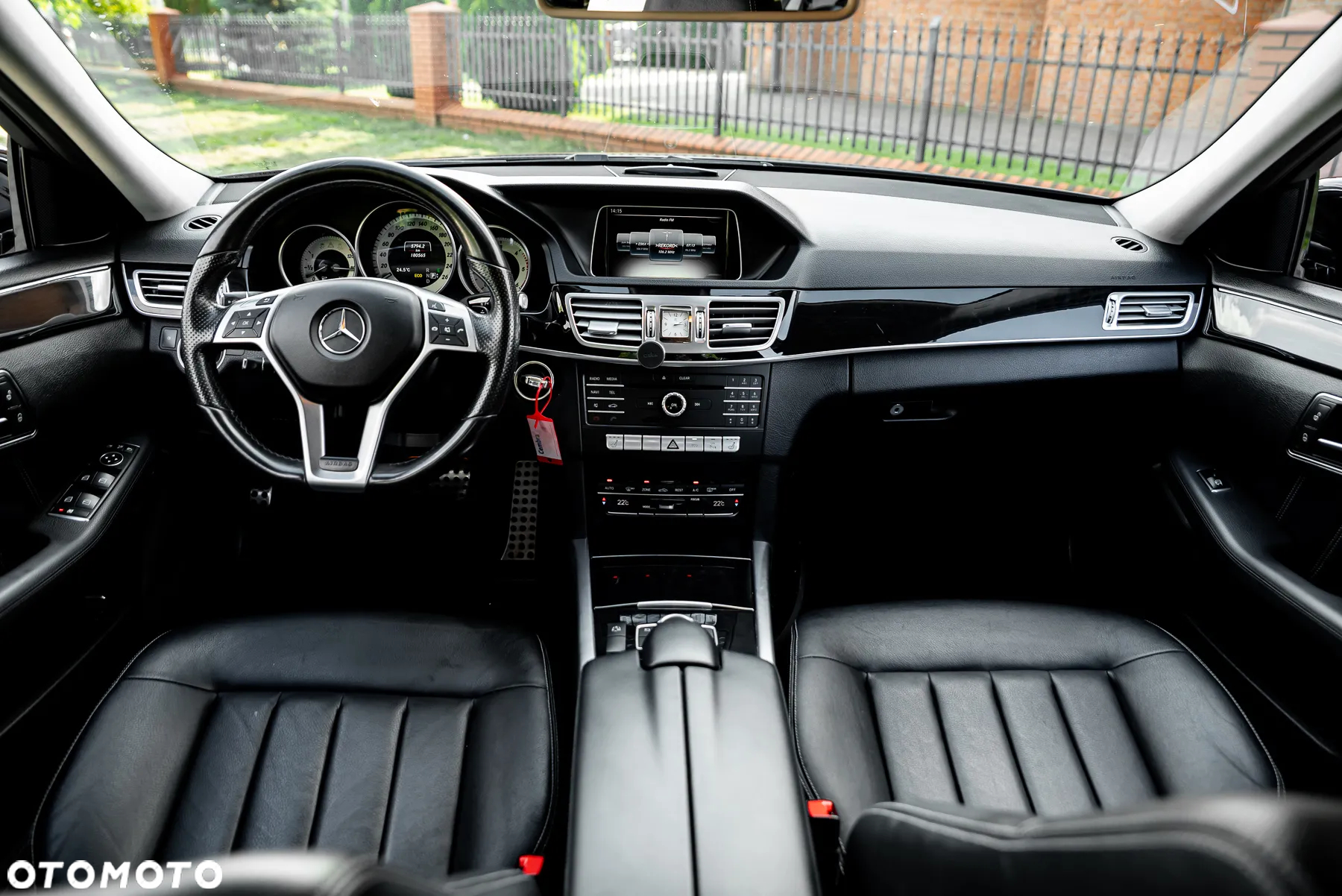 Mercedes-Benz Klasa E 220 BlueTEC 4-Matic Avantgarde - 27