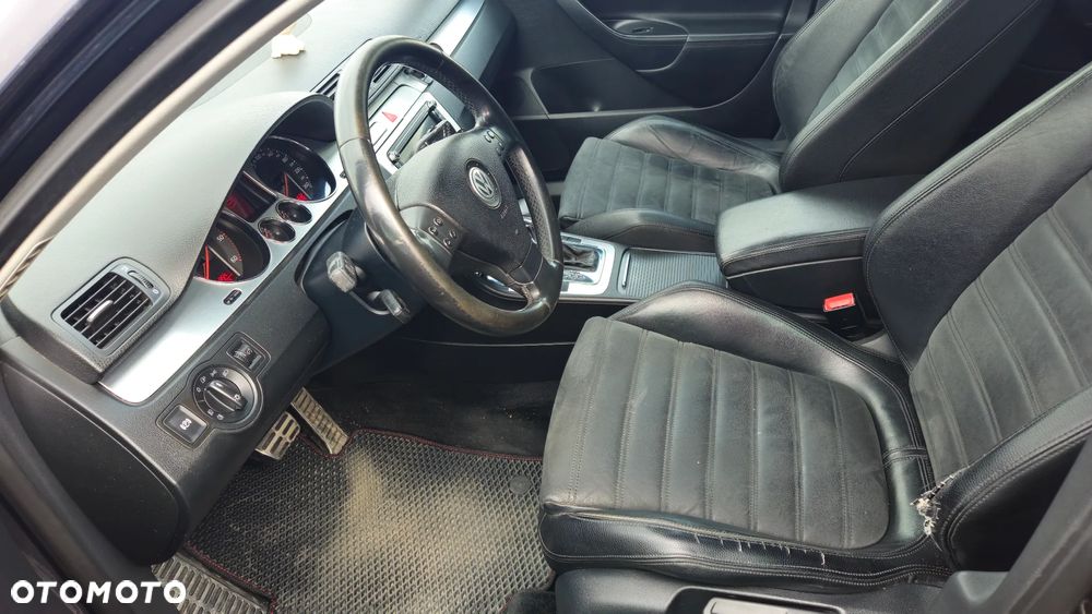 Volkswagen Passat 2.0 TDI DPF Highline DSG - 9