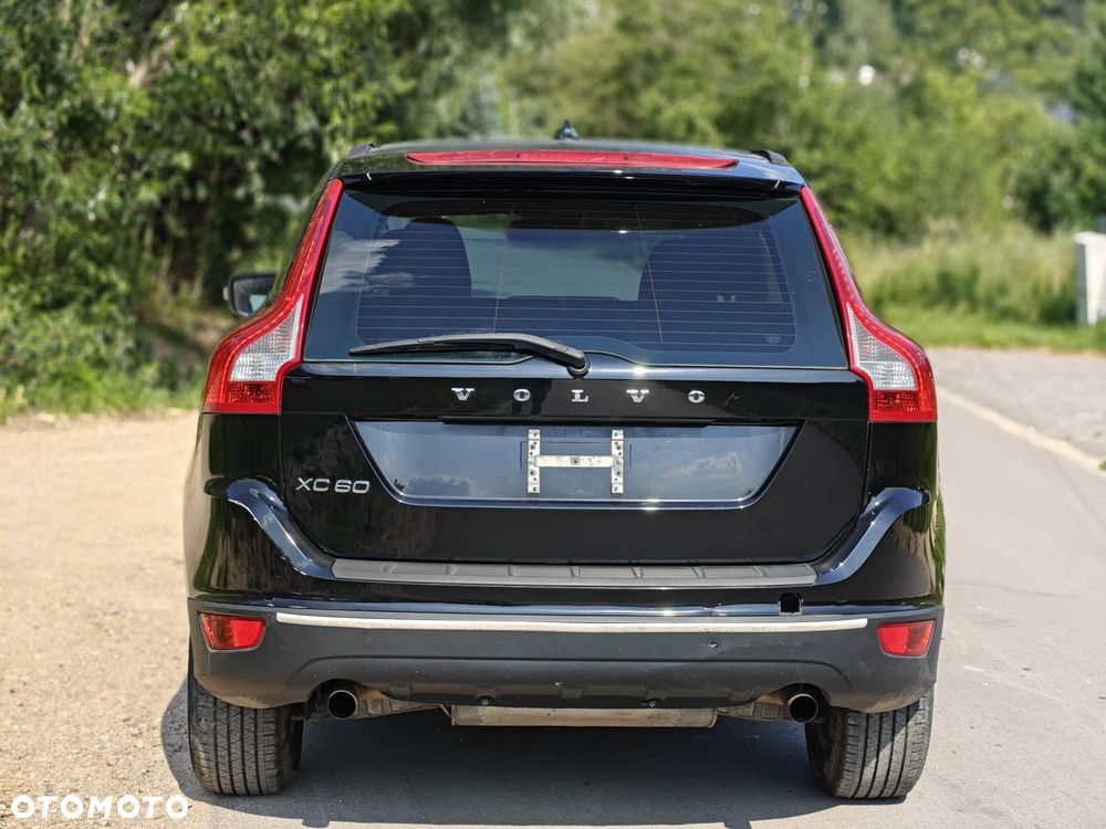 Volvo XC 60 3.2 AWD Momentum - 8
