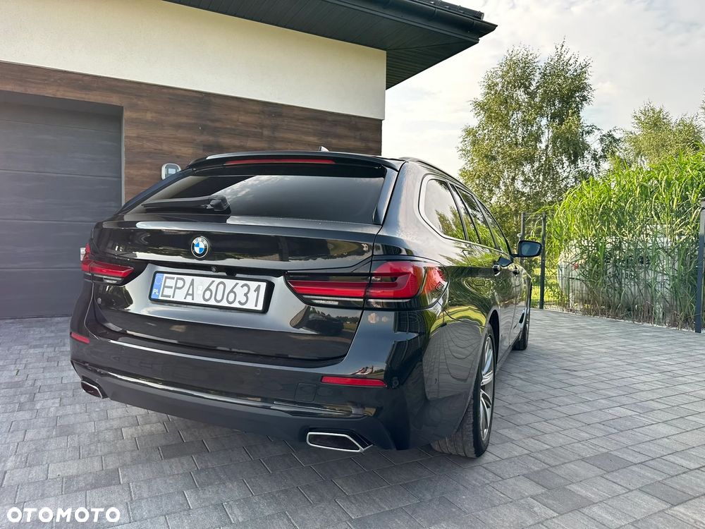 BMW Seria 5 520d xDrive mHEV - 3