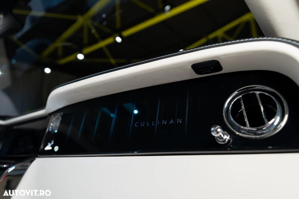 Rolls-Royce Cullinan - 37