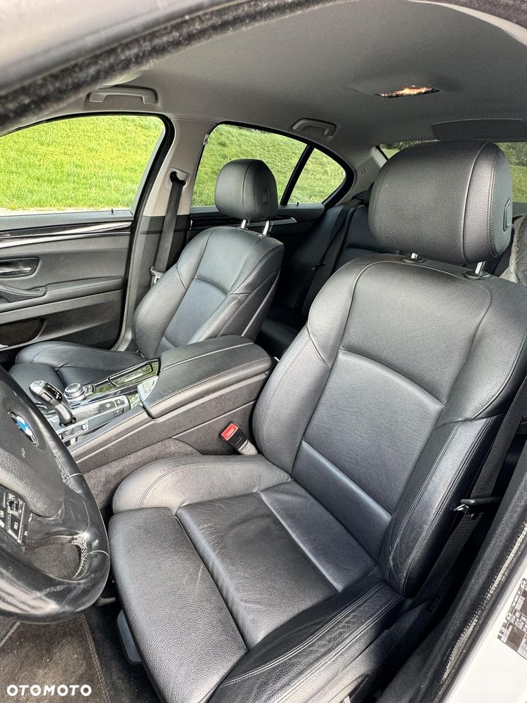 BMW Seria 5 518d Luxury Line - 9
