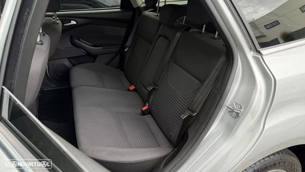Ford Focus SW 1.0 EcoBoost Titanium - 16