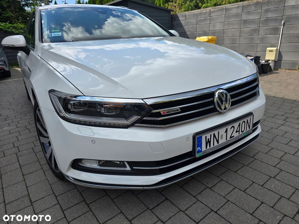 Volkswagen Passat - 1