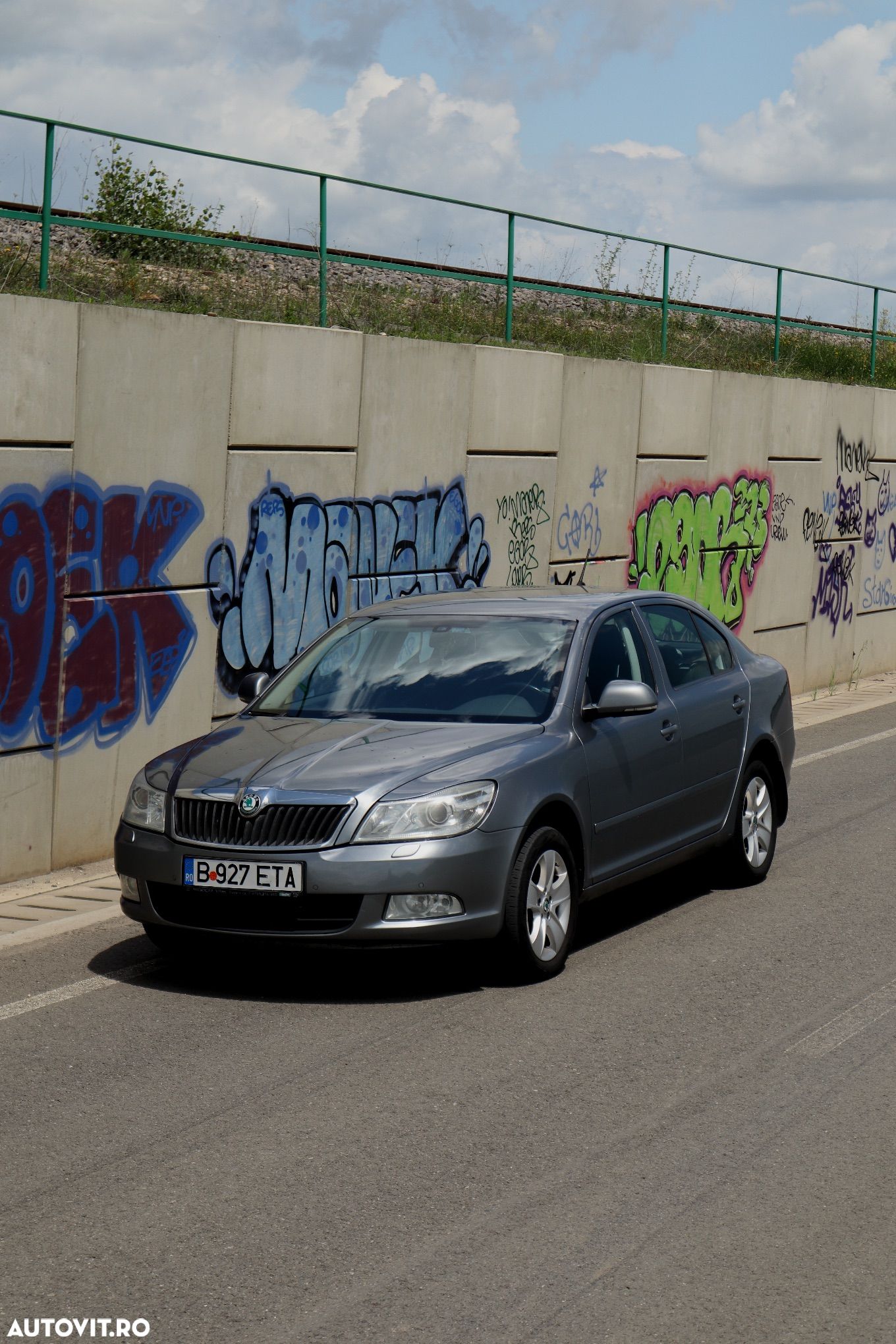 Skoda Octavia 2.0 TDI Drive DSG - 1