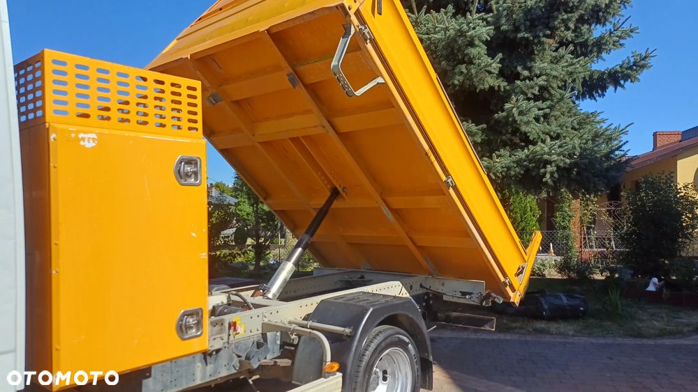 Iveco 35C14 Kiper Wywrotka 6 osobowy - 17