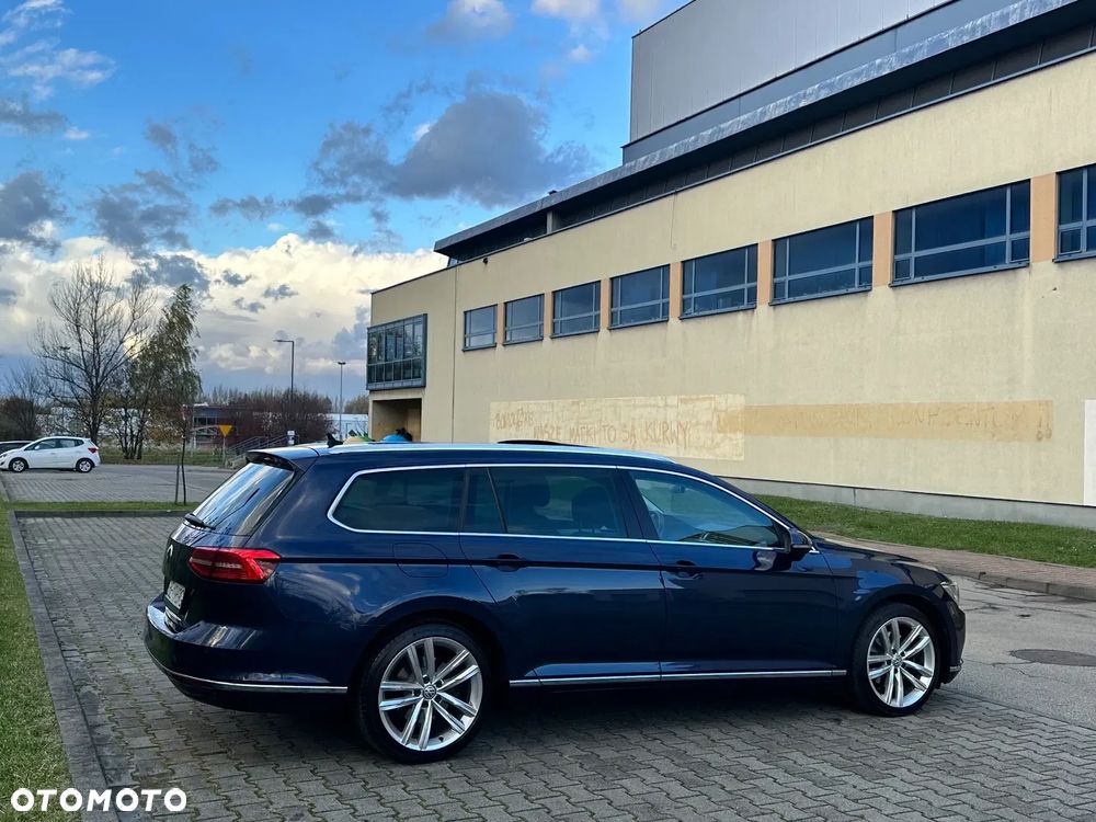 Volkswagen Passat Variant 2.0 TDI SCR DSG Highline - 11