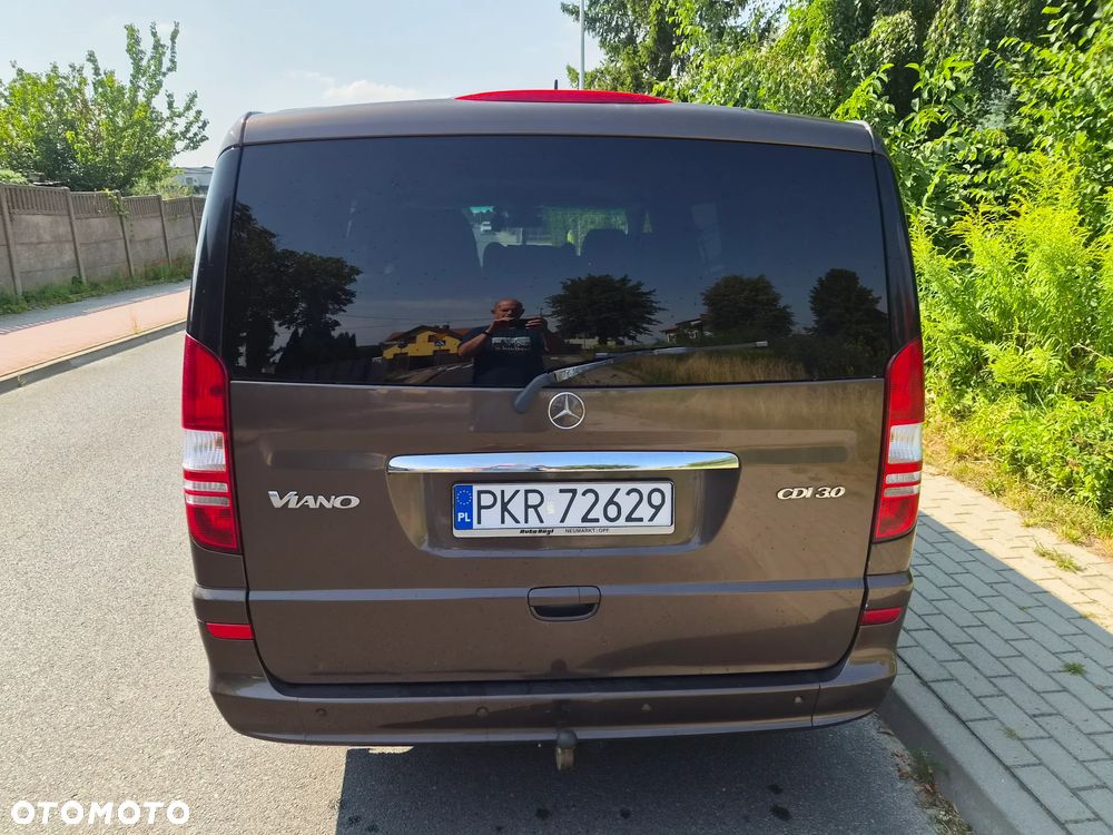 Mercedes-Benz Viano - 4