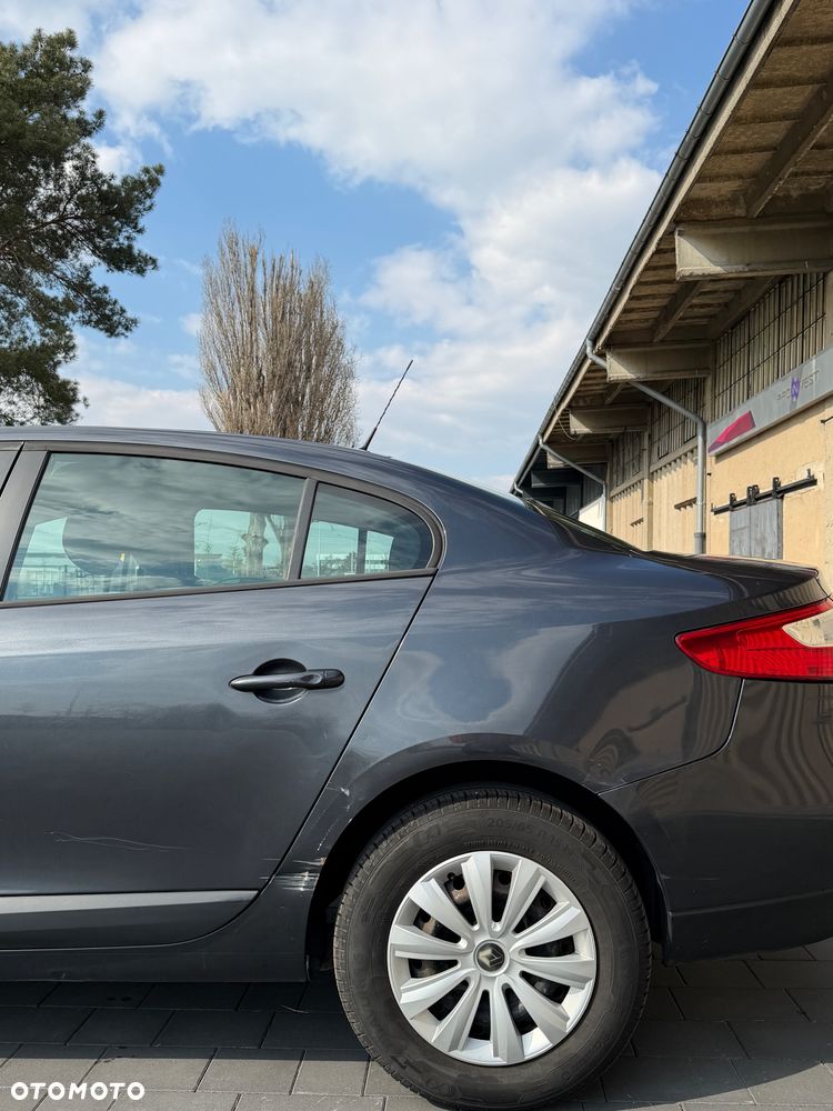 Renault Fluence 1.6 16V Expression - 9