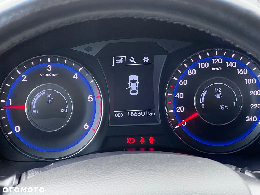 Hyundai i40 Kombi blue 1.7 CRDi Premium - 28