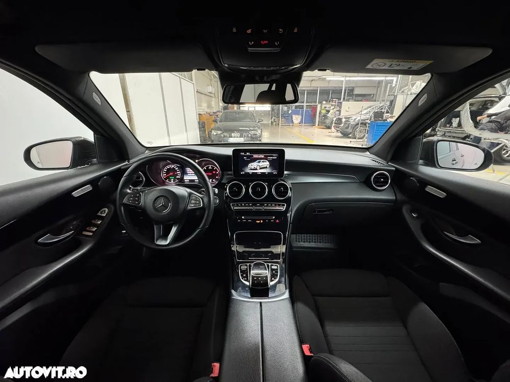 Mercedes-Benz GLC - 9