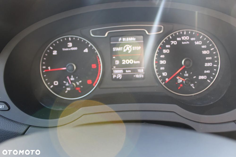 Audi Q3 2.0 TDI Quattro S tronic - 30