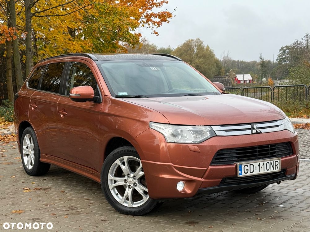 Mitsubishi Outlander 2.2 DI-D 4WD Invite - 4