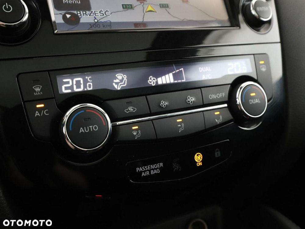 Nissan Qashqai 1.2 DIG-T N-Connecta - 27