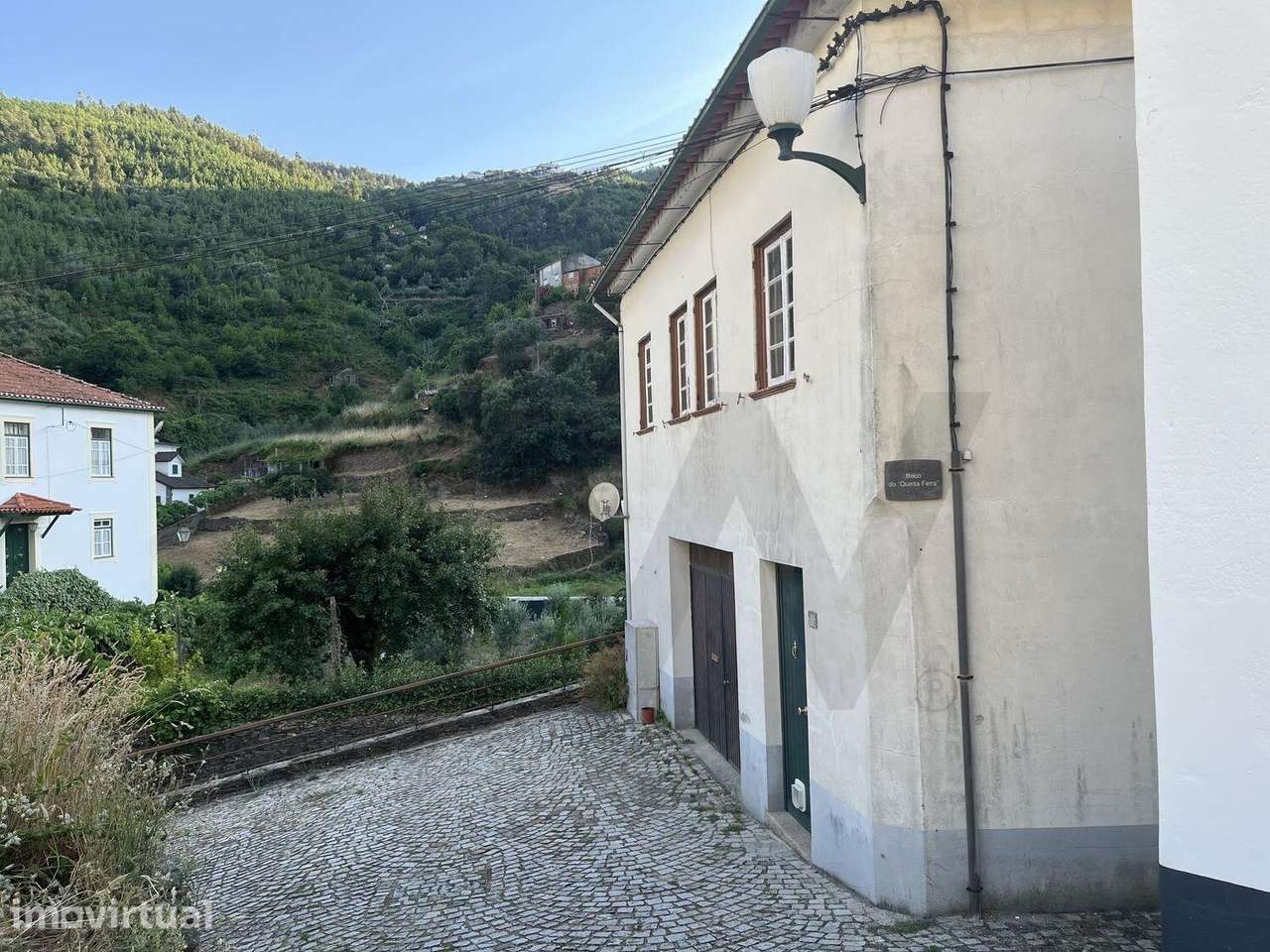 Moradia T5 a 100 metros da Praia Fluvial da Benfeita - Grande imagem: 5/23