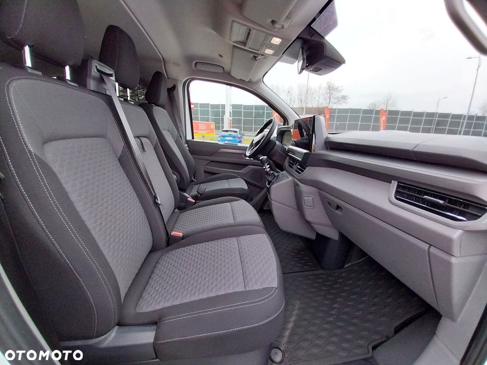 Volkswagen Caravelle Nowa Caravelle silnik: 2,0 l TDI 150 KM / skrzynia biegów: 6-biegowa manualna rozstaw osi: 3500 mm - 6