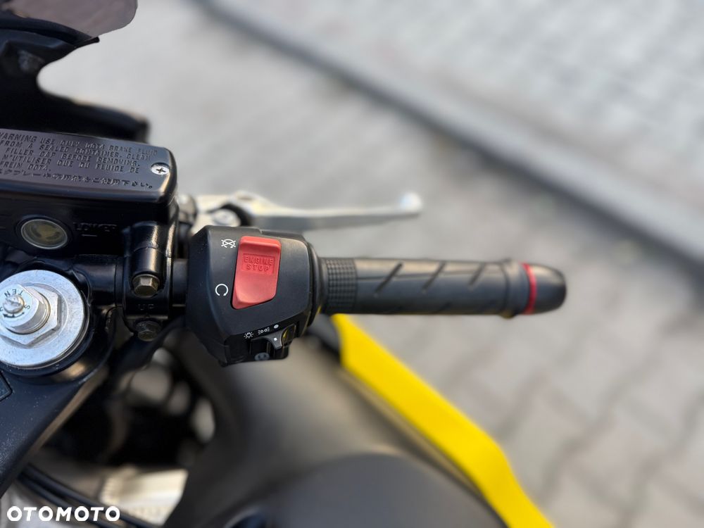 Honda CBR - 27