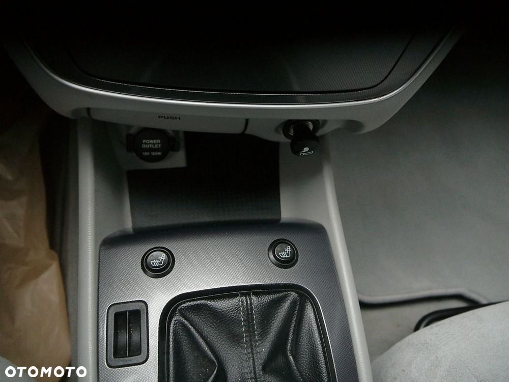 Hyundai Sonata 2.4 GLS - 24