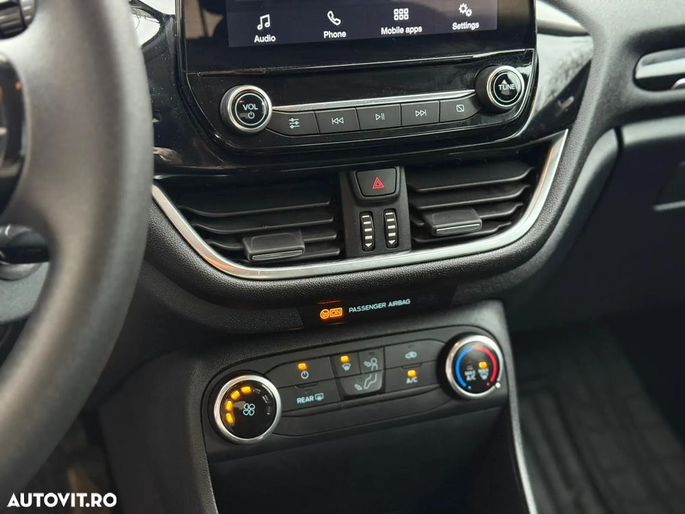 Ford Fiesta 1.5 TDCi S&S TREND - 11