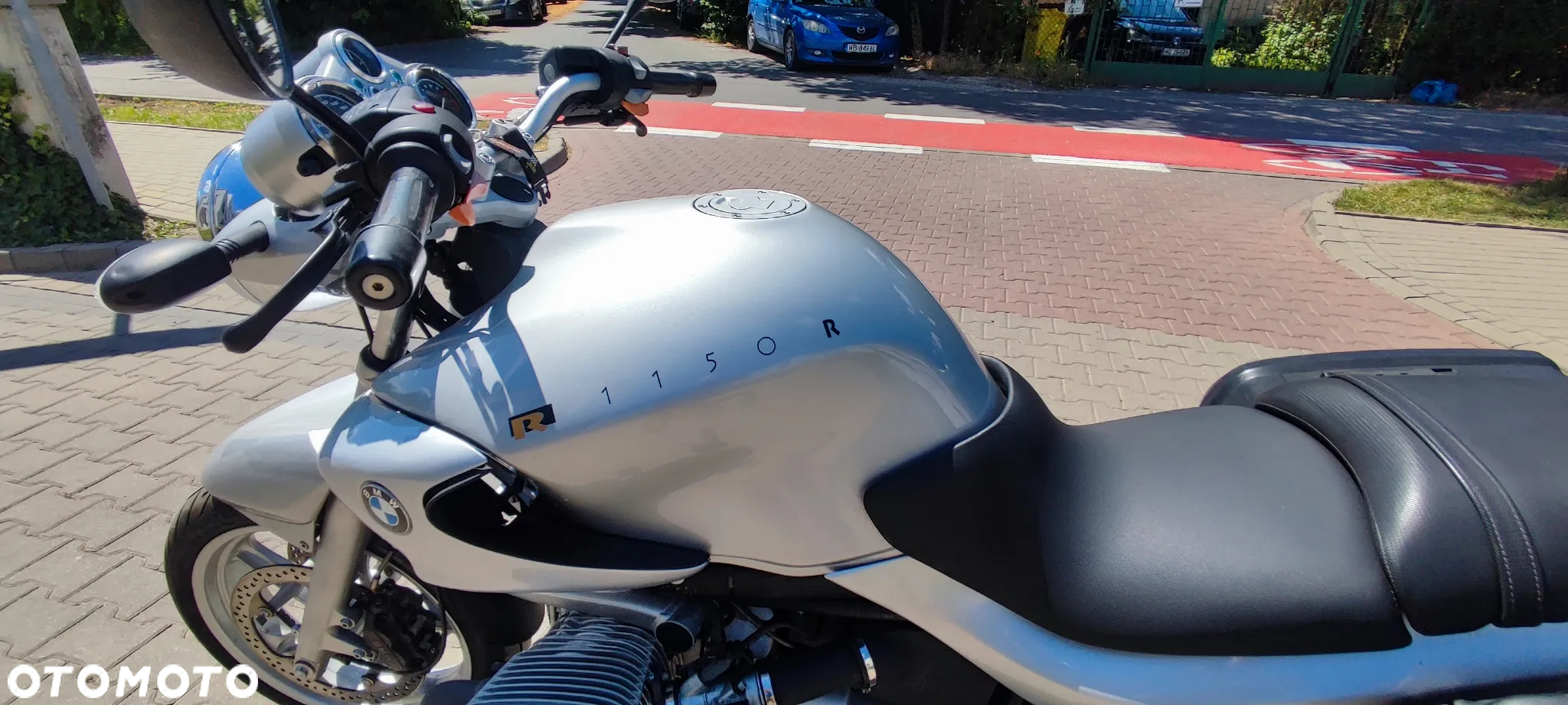 BMW R - 8