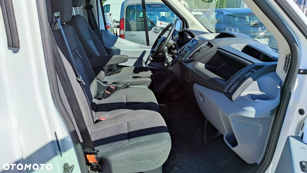 Ford Transit - 6