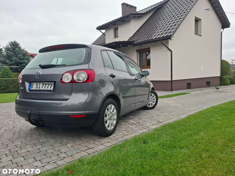 Volkswagen Golf Plus - 14