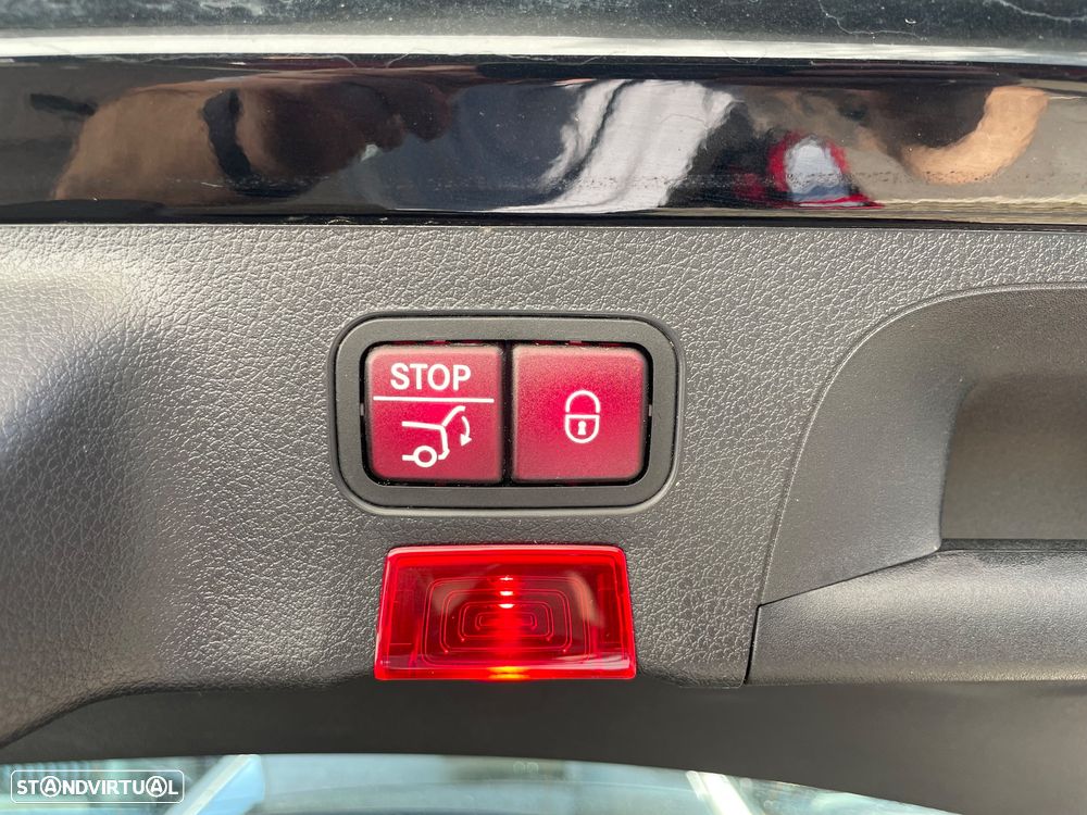 Mercedes-Benz CLA 180 d Shooting Brake Progressive Aut. - 17